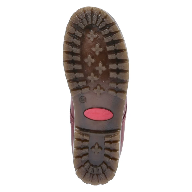 Schnürboots Rot