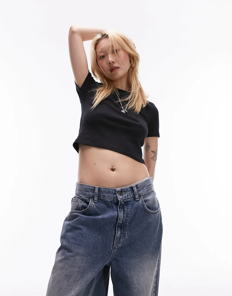 Topshop Petite shrunken everyday tee in black