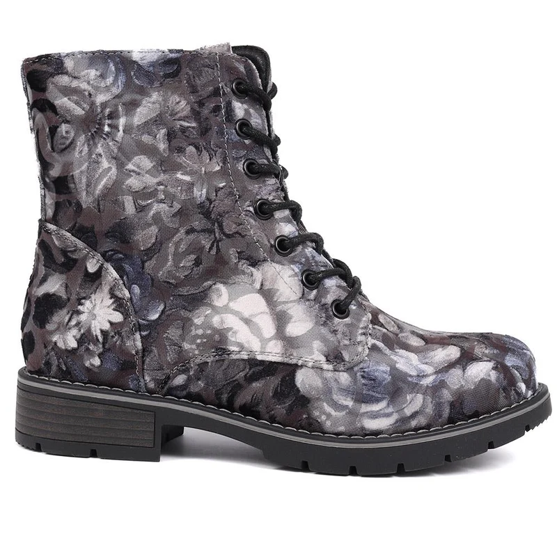 Chunky Lace-Up Ankle Boots - WBINS32015 / 318 884