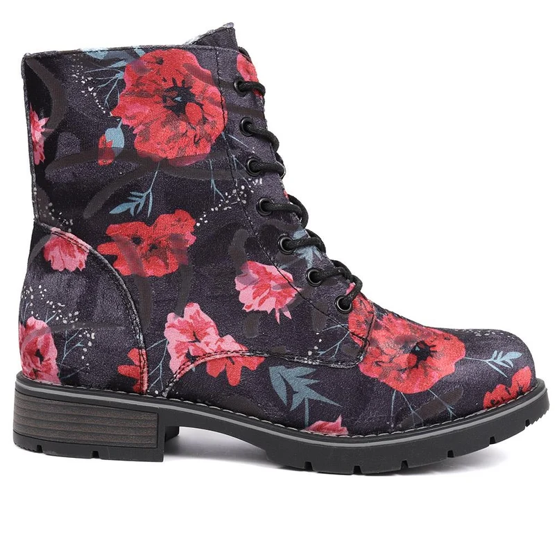 Chunky Lace-Up Ankle Boots - WBINS32015 / 318 884