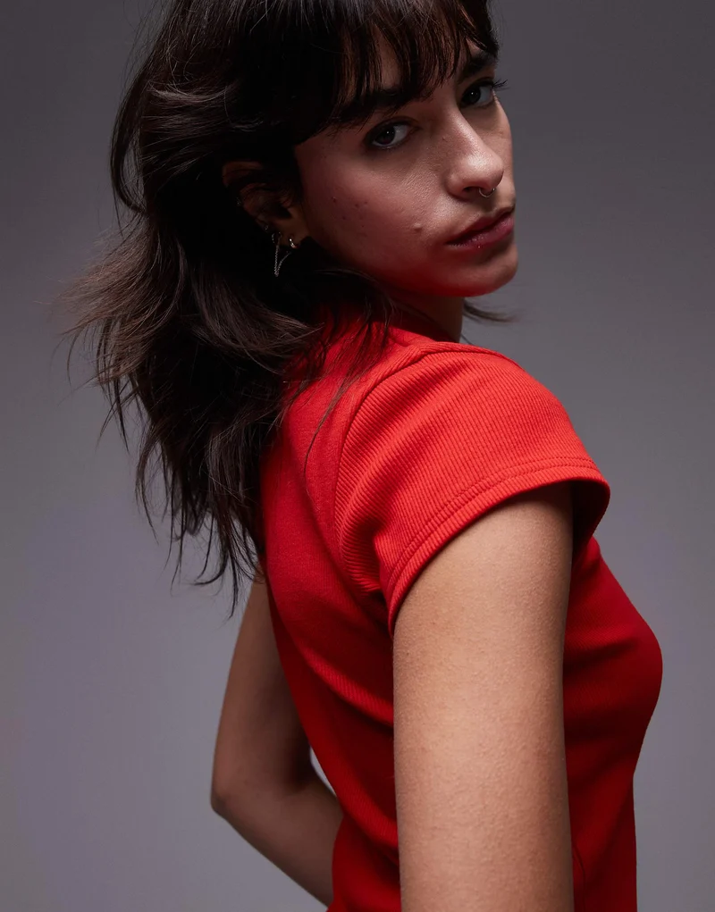Topshop rib fitted curve hem tee in red