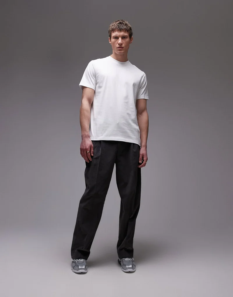 Topman 2 pack regular fit t-shirt in black and white