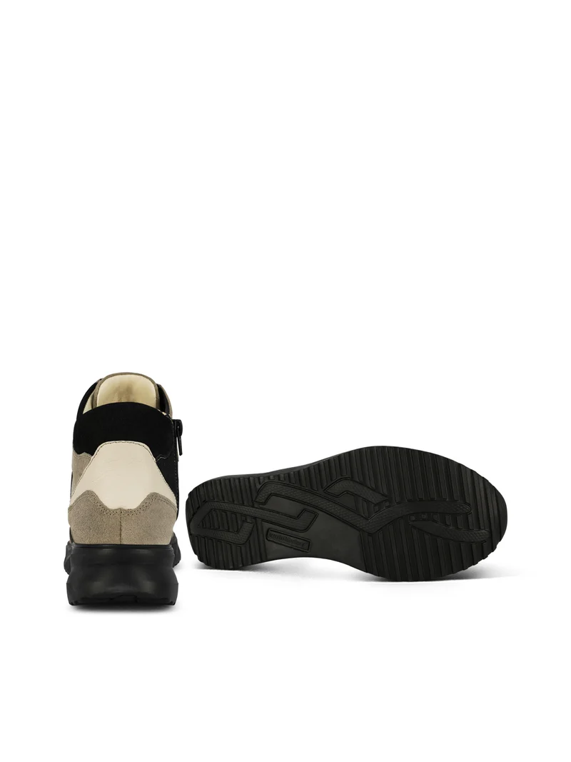 WESTGATE DESERT~BLACK