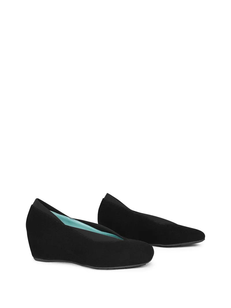 TAOS BLACK