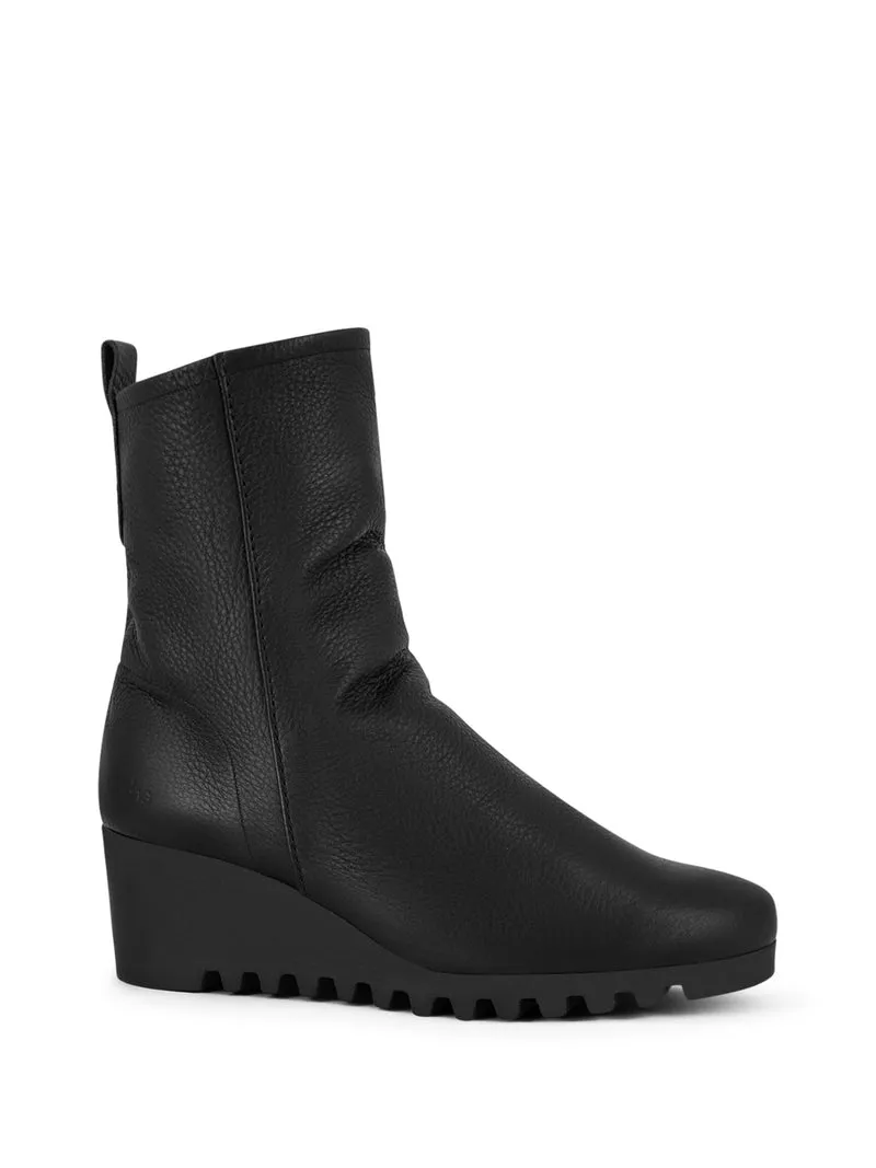 LARAZO BLACK