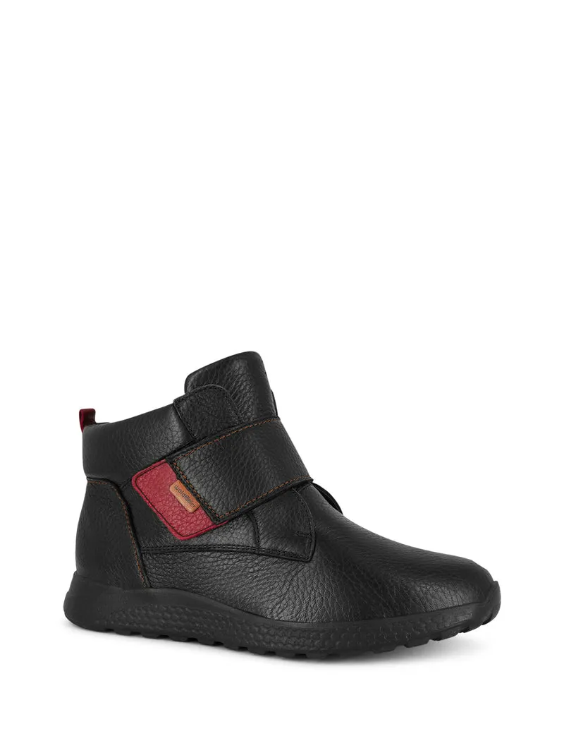WARDEL BLACK