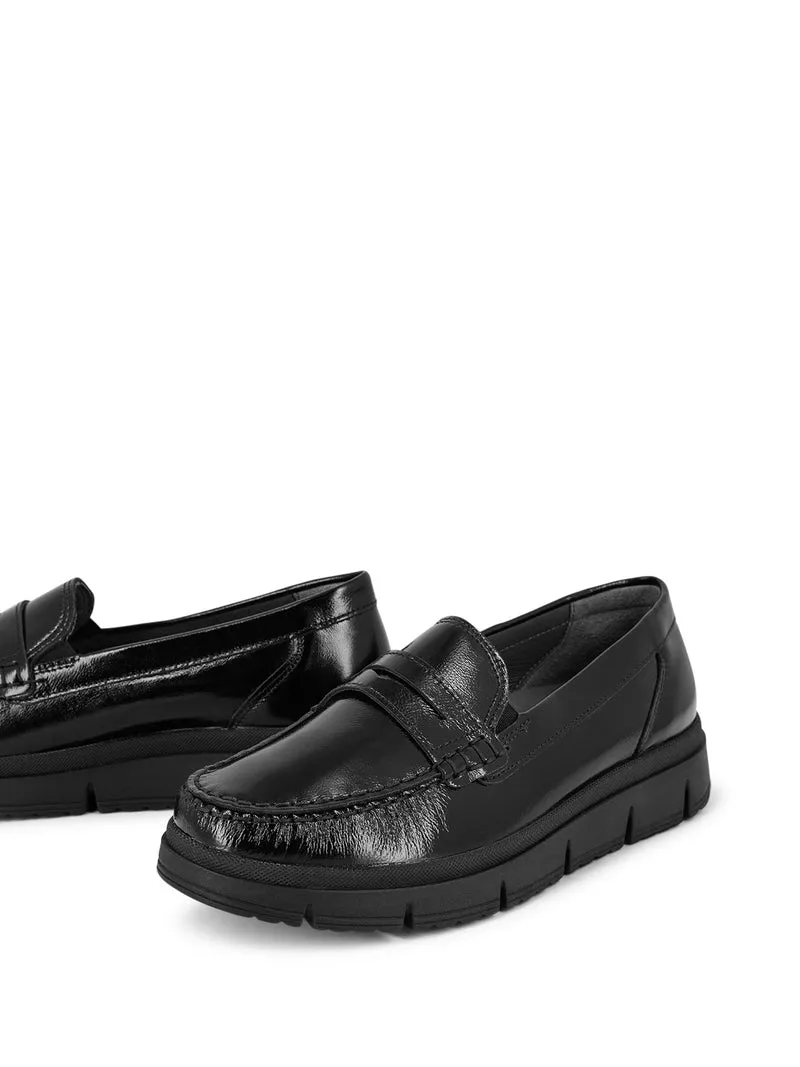 WOLLOW BLACK