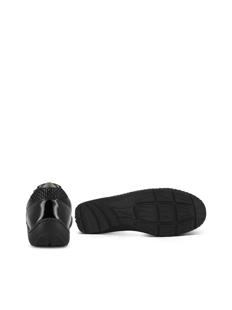 WHYATT BLACK