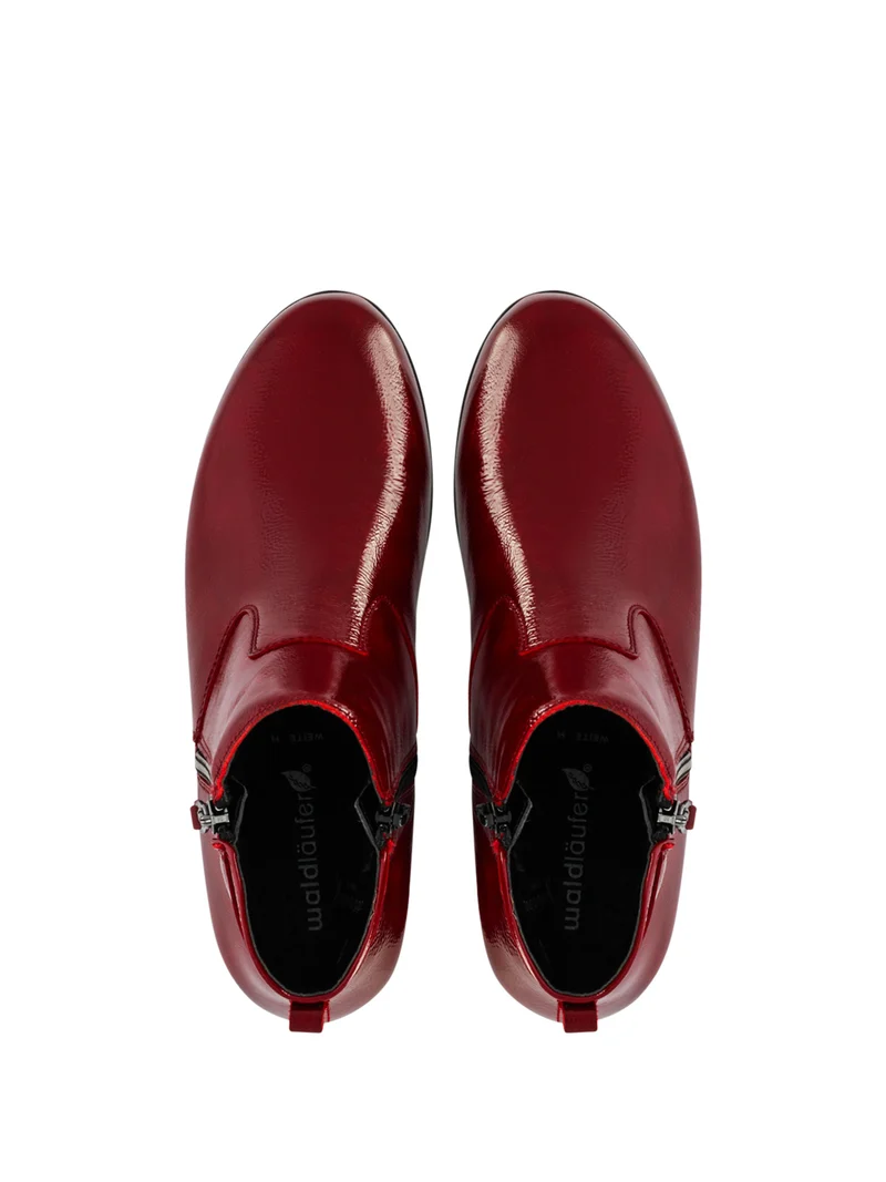 WONDER RED