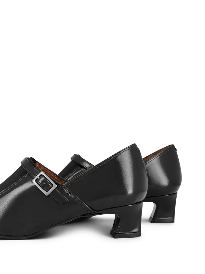 JUSTUS BLACK