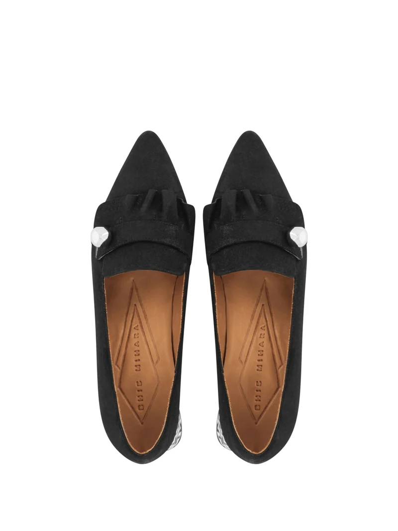 HIAKA BLACK