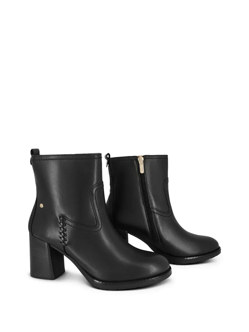 W9U-8945 BLACK