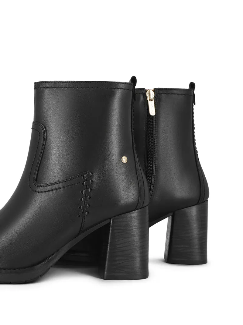 W9U-8945 BLACK
