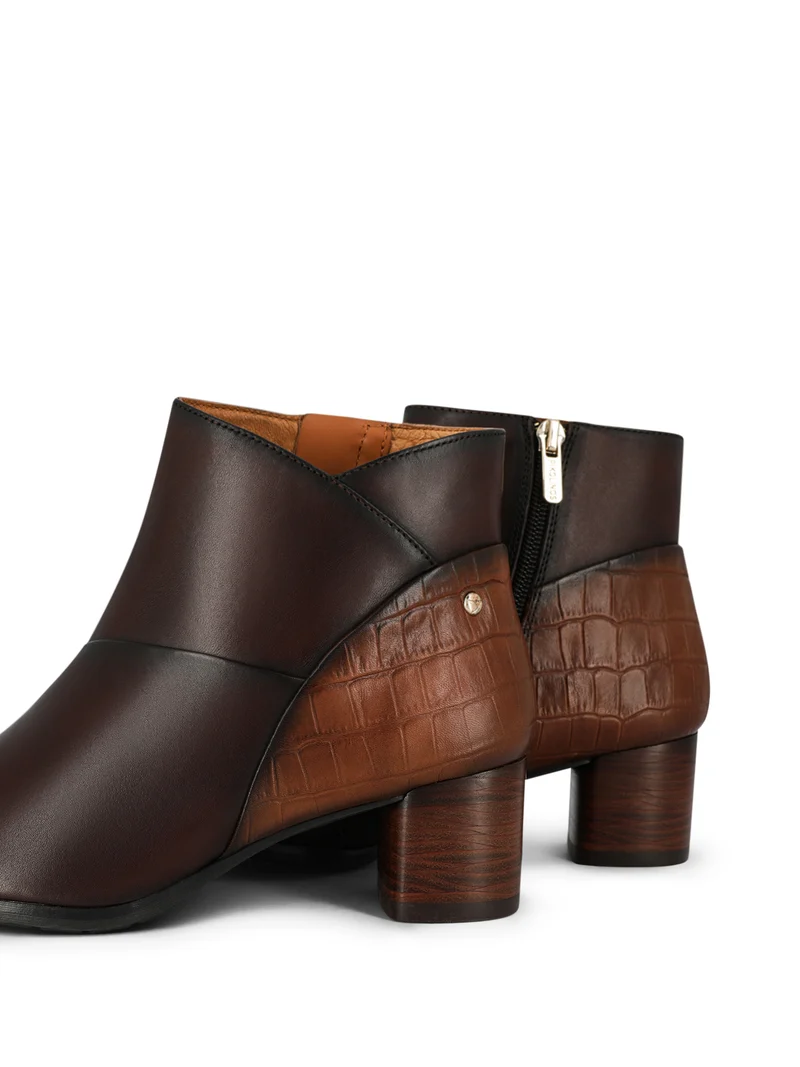 W1Z-8575 DK BROWN