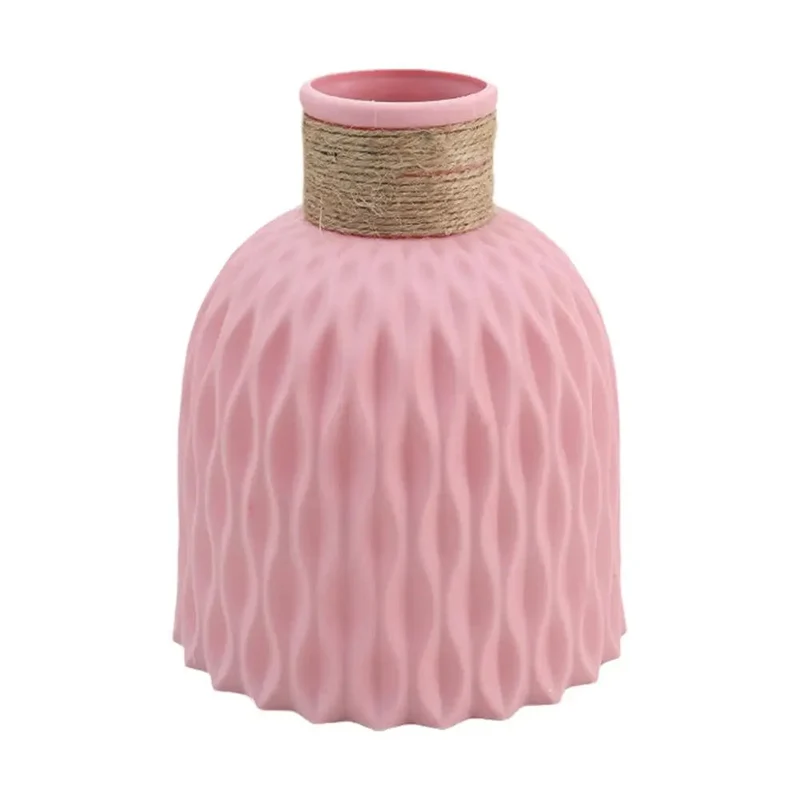 PineaForm Dekovase aus Kunststoff – Kompakte Vase für Blumen und Dekoration