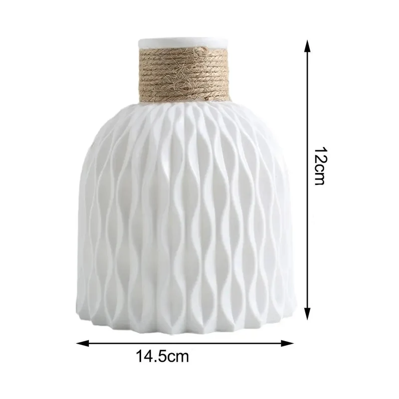 PineaForm Dekovase aus Kunststoff – Kompakte Vase für Blumen und Dekoration