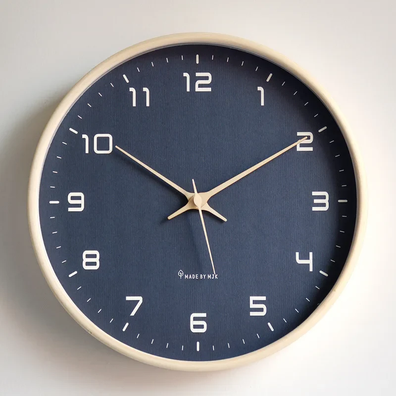 Nordello Holz-Wanduhr – Runde geräuscharme Quarzuhr (verschiedene Größen)
