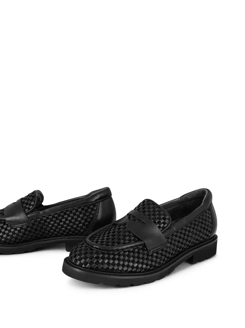 SEATON BLACK