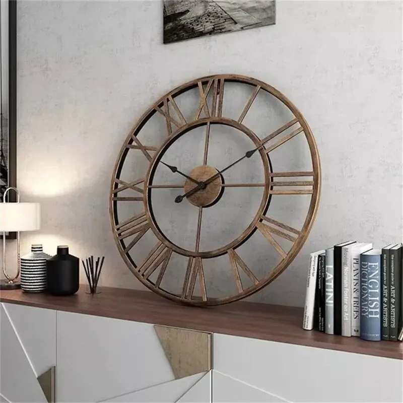 Rundaro Metall-Wanduhr – Runde Quarzuhr mit römischen Ziffern (40 cm)