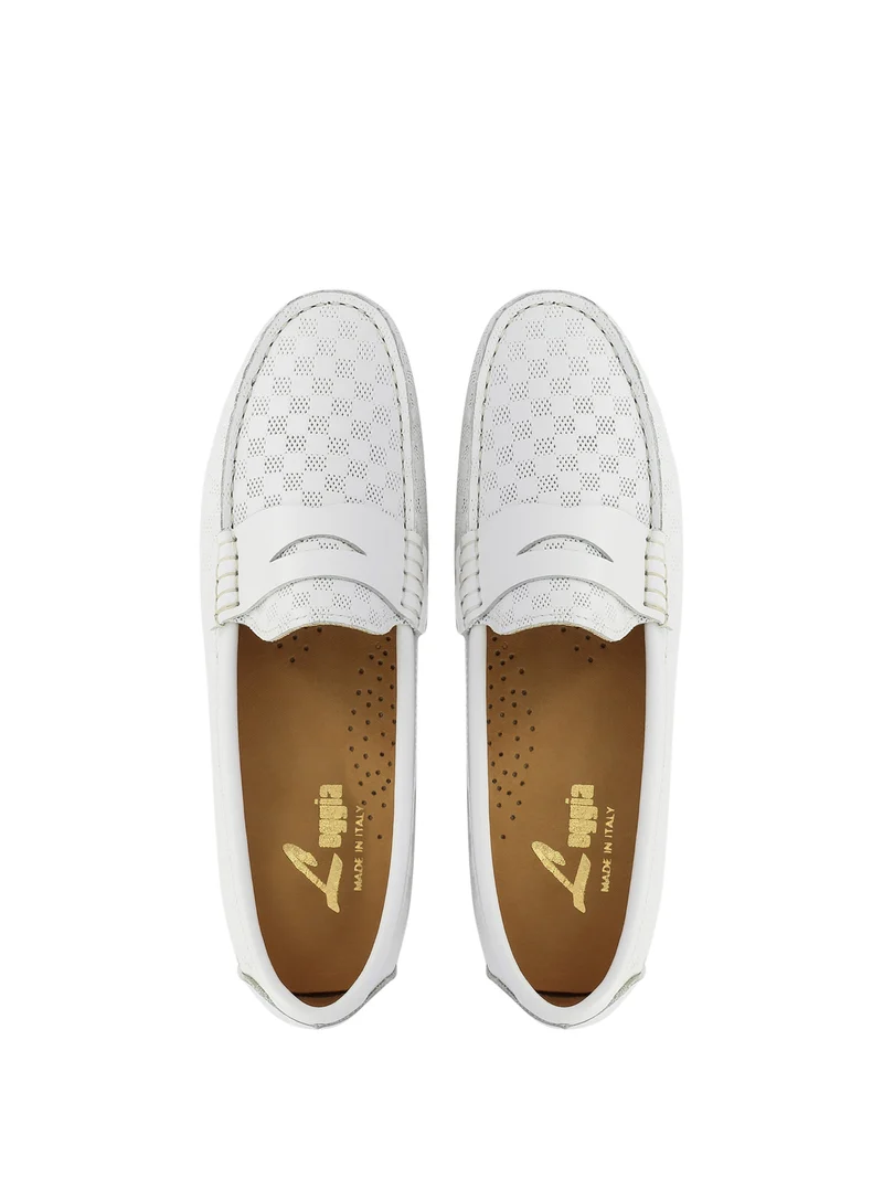 LEDRO WHITE