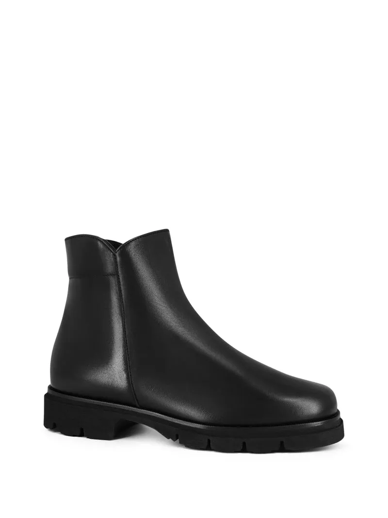 LEYLAND BLACK