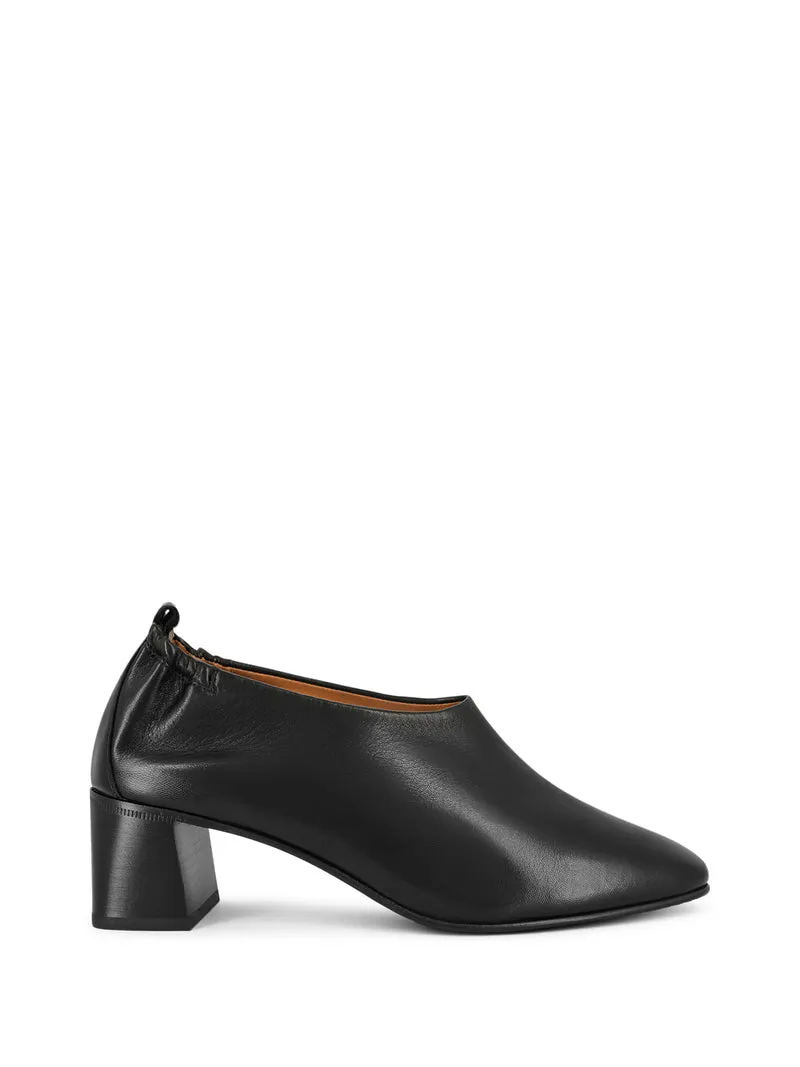 MONTA BLACK