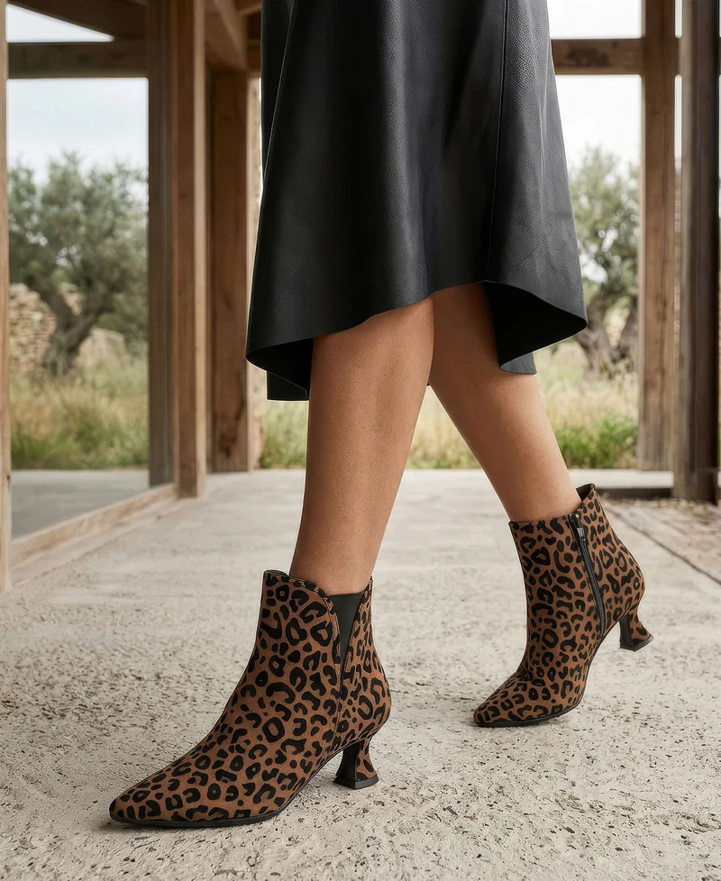 STRIKER BROWN LEOPARD