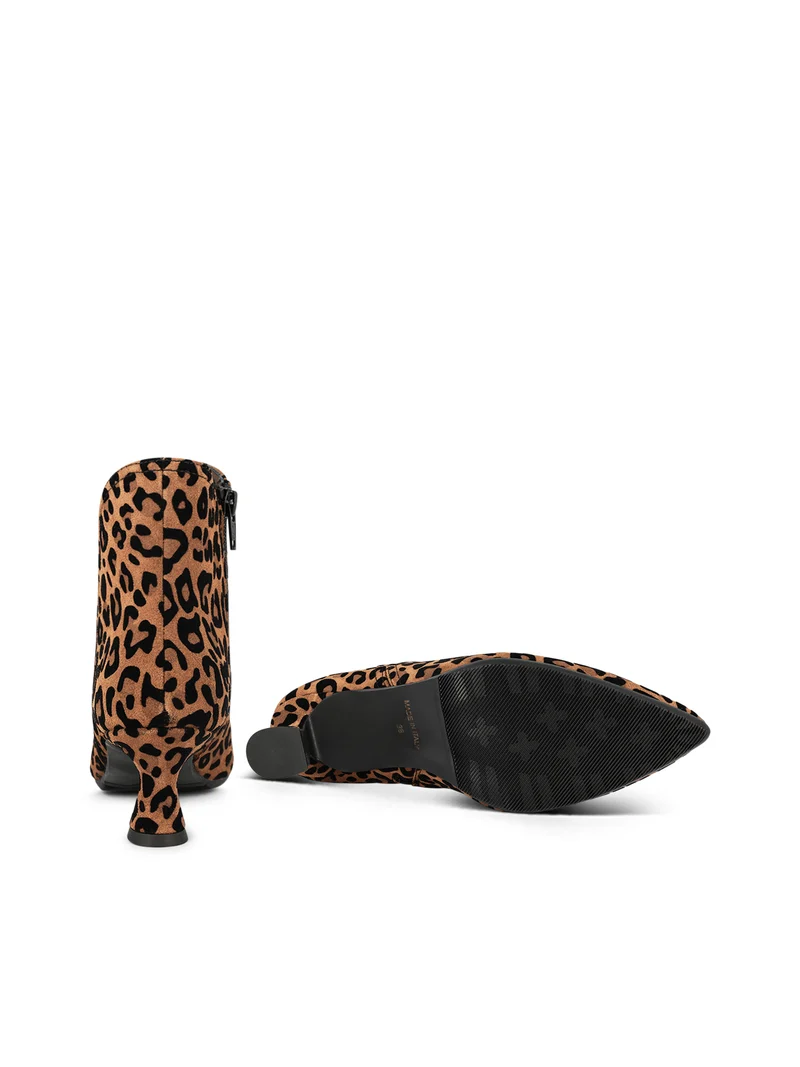 STRIKER BROWN LEOPARD