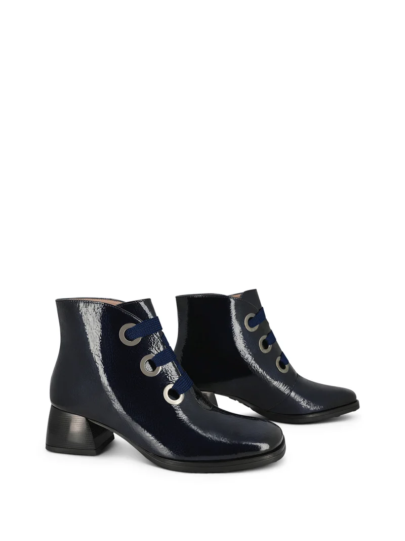 HILBERT MIDNIGHT