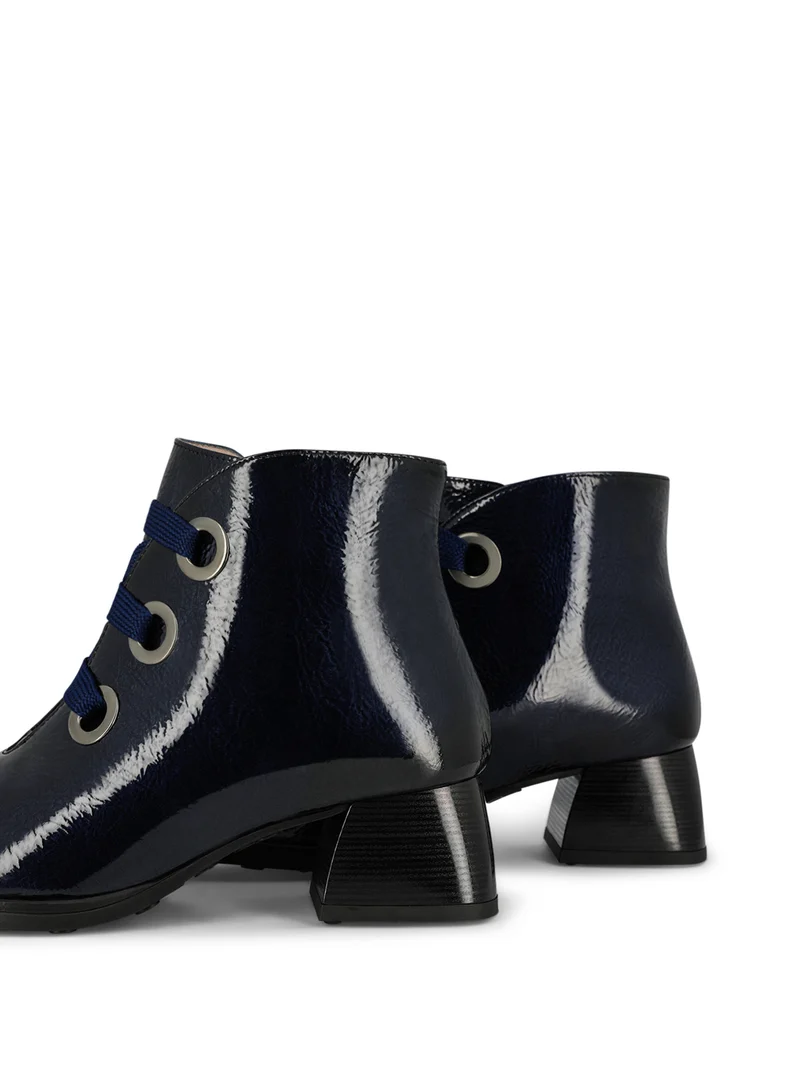 HILBERT MIDNIGHT