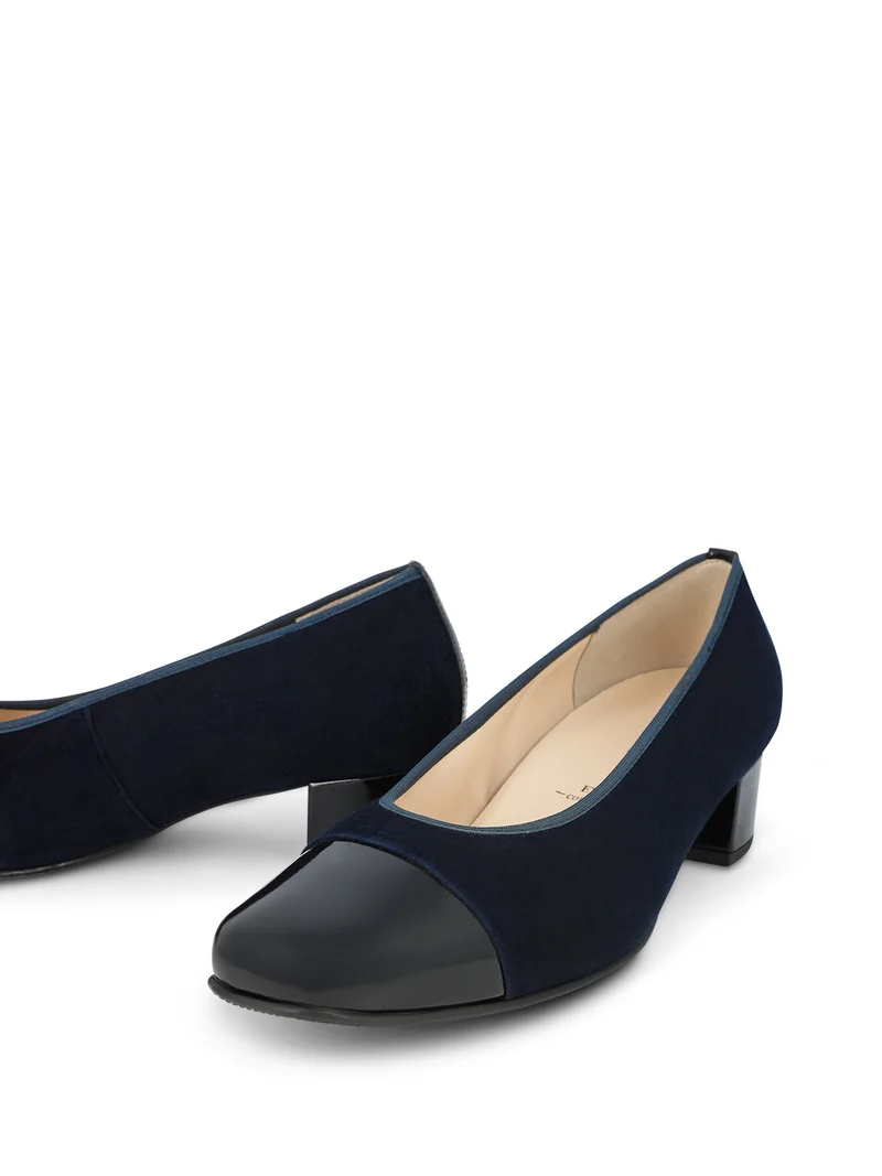 HENDRICKS NAVY