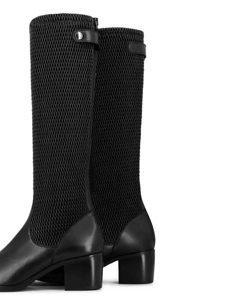 ARMOUR BLACK