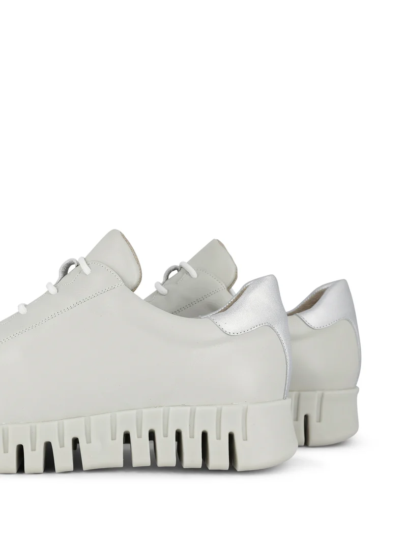 PEBBLES OFF WHITE