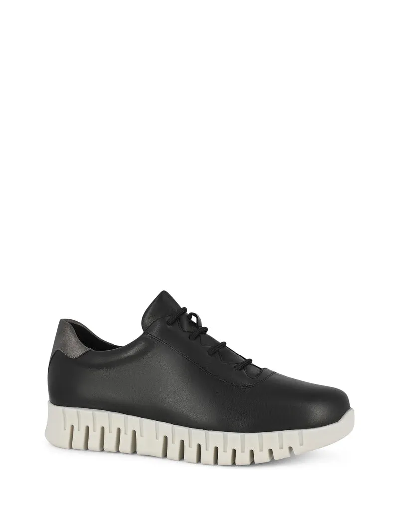 PEBBLES BLACK
