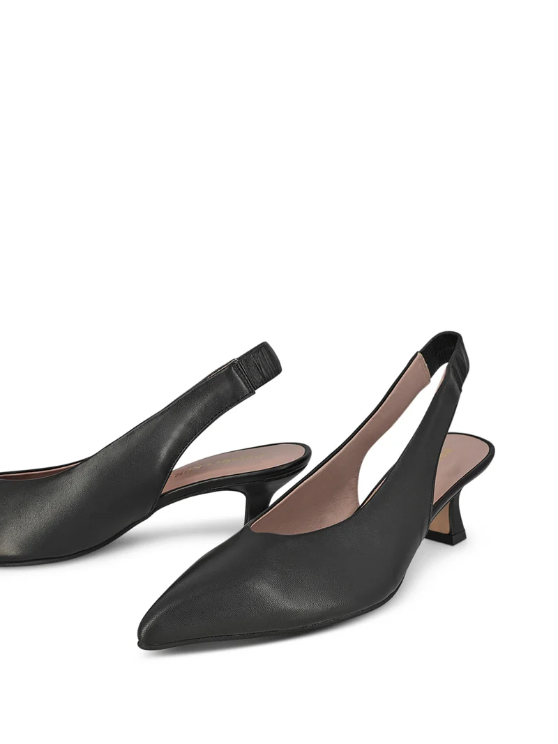 17809 BLACK
