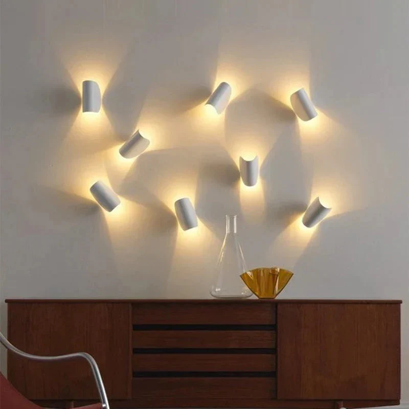 LumiGlow LED-Wandleuchte mit Farbwechsel und modernem Design