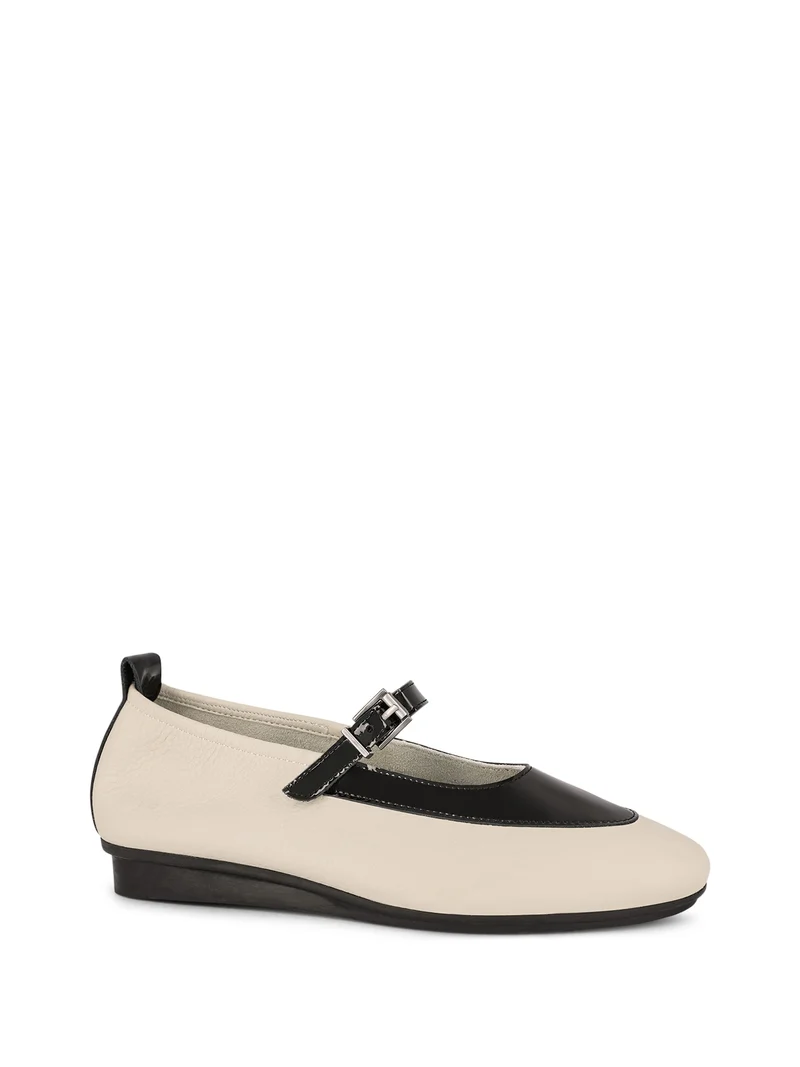 NIKABY BEIGE~BLACK