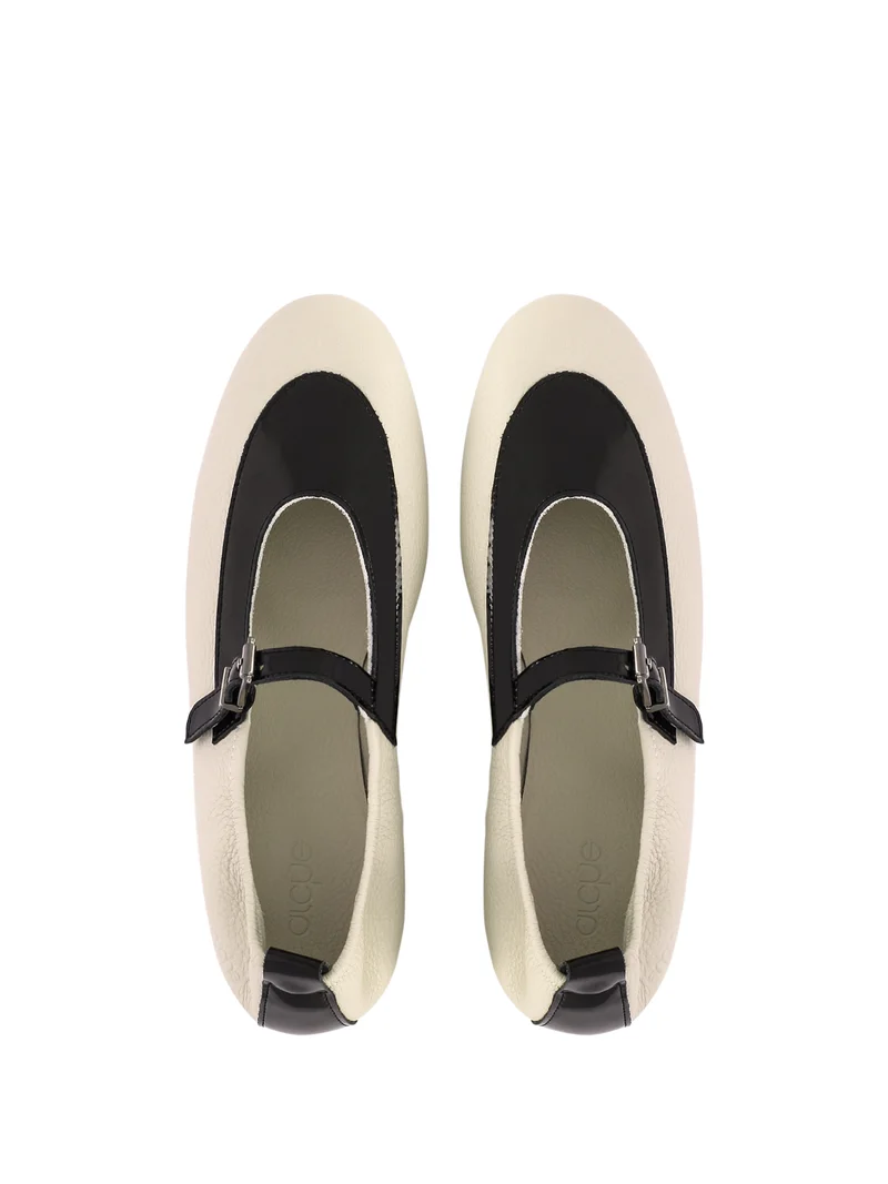 NIKABY BEIGE~BLACK