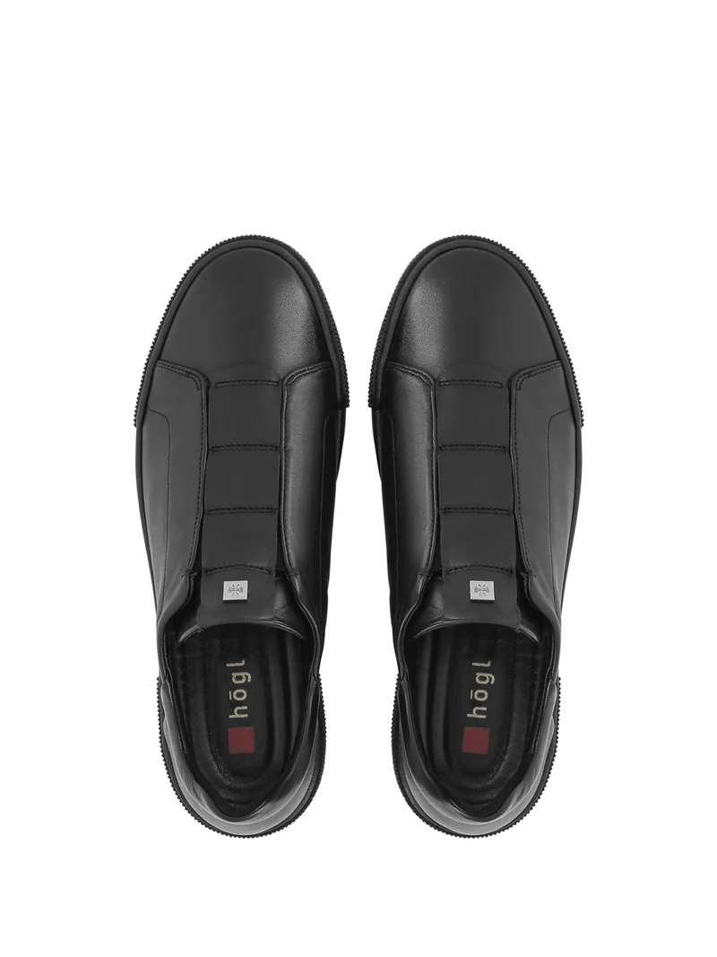HILLARIA BLACK