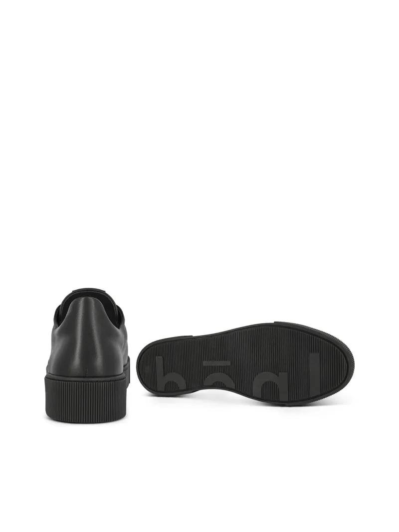 HILLARIA BLACK