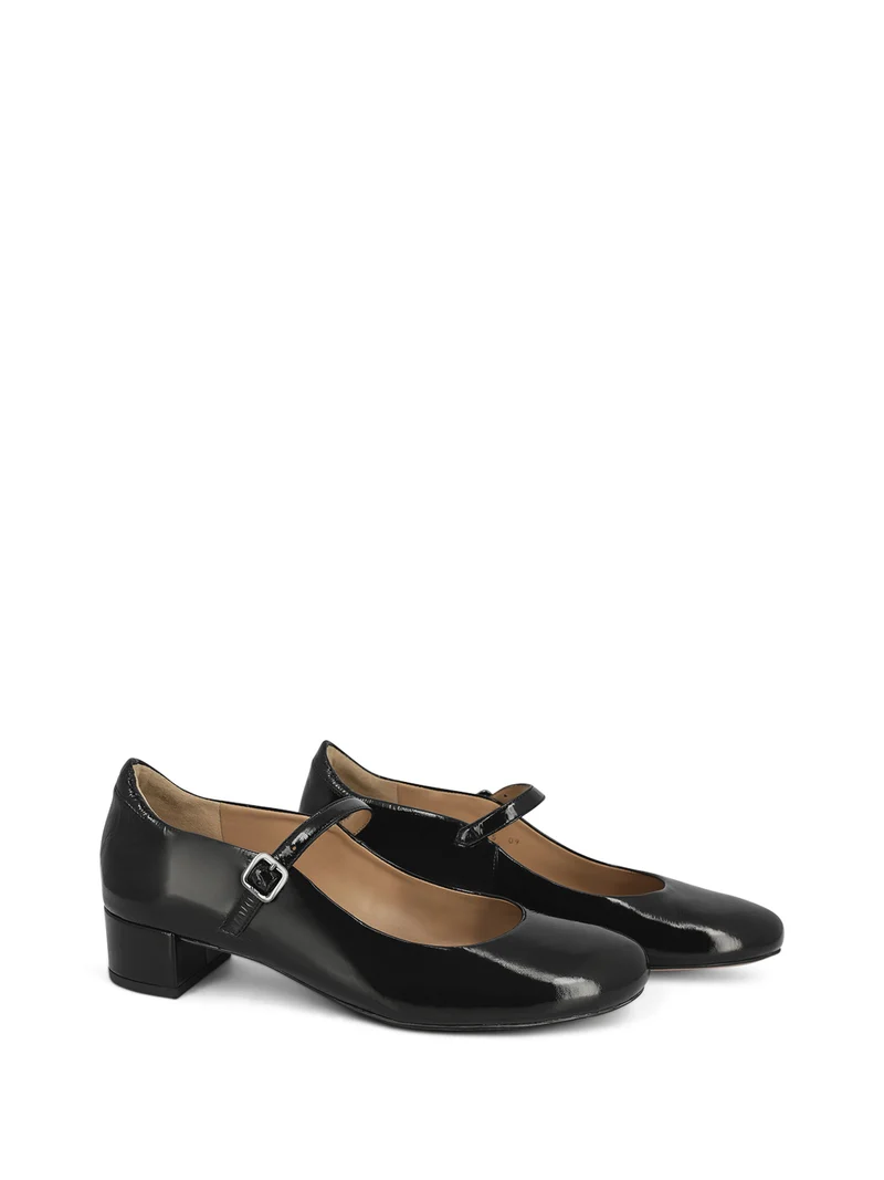 HEMLOCK BLACK