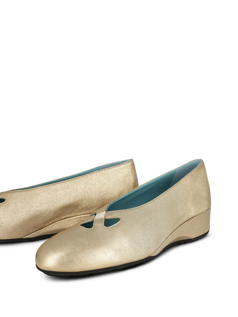 TORINA GOLD