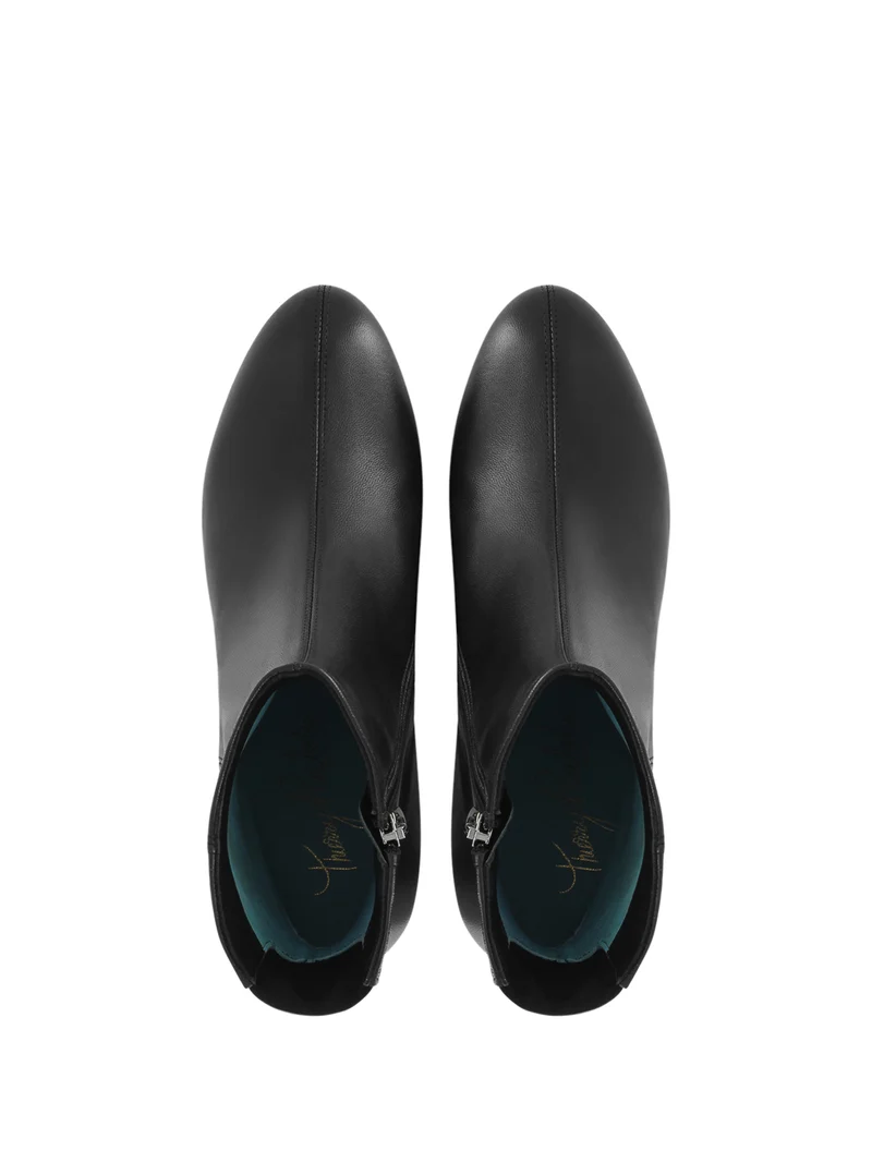 TANNAR BLACK