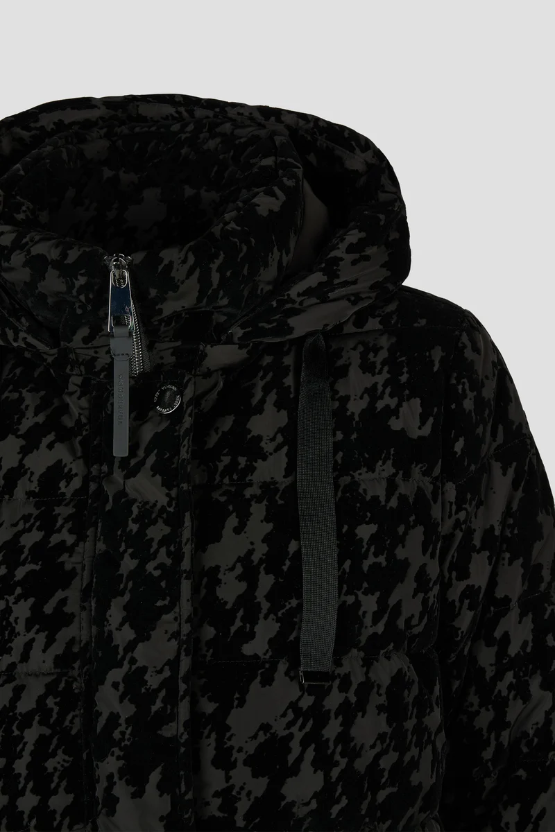 Jacke m Kapuze