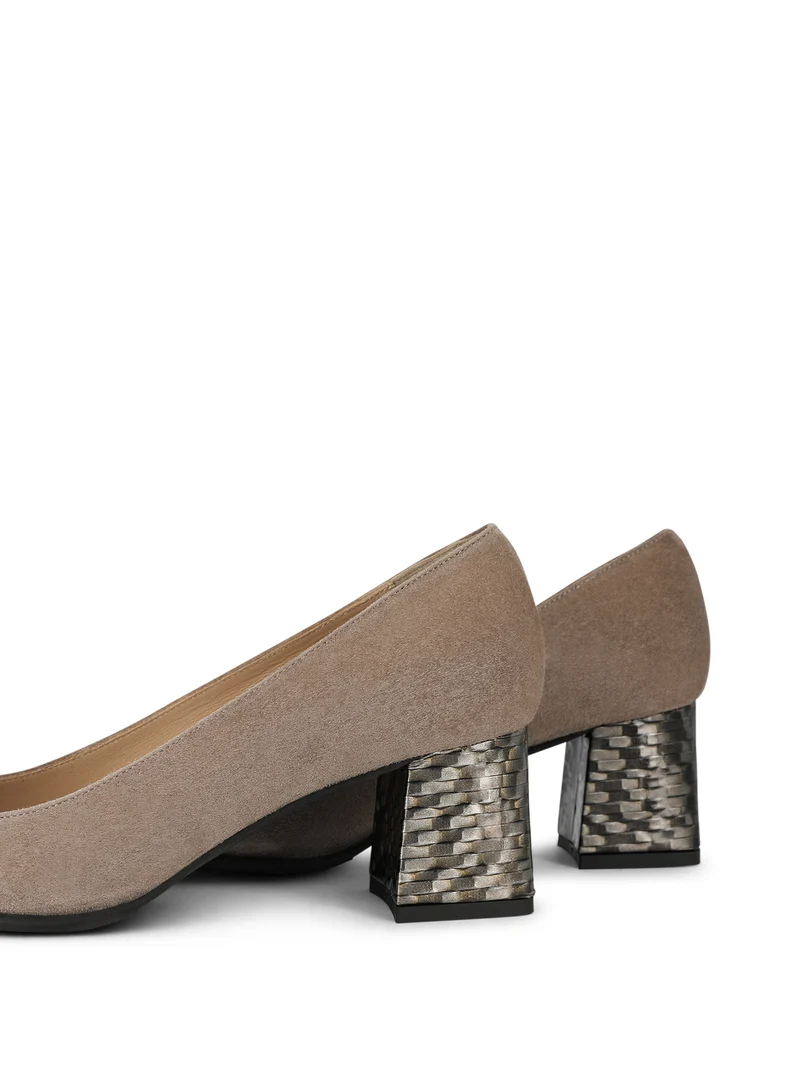 COMRIE TAUPE