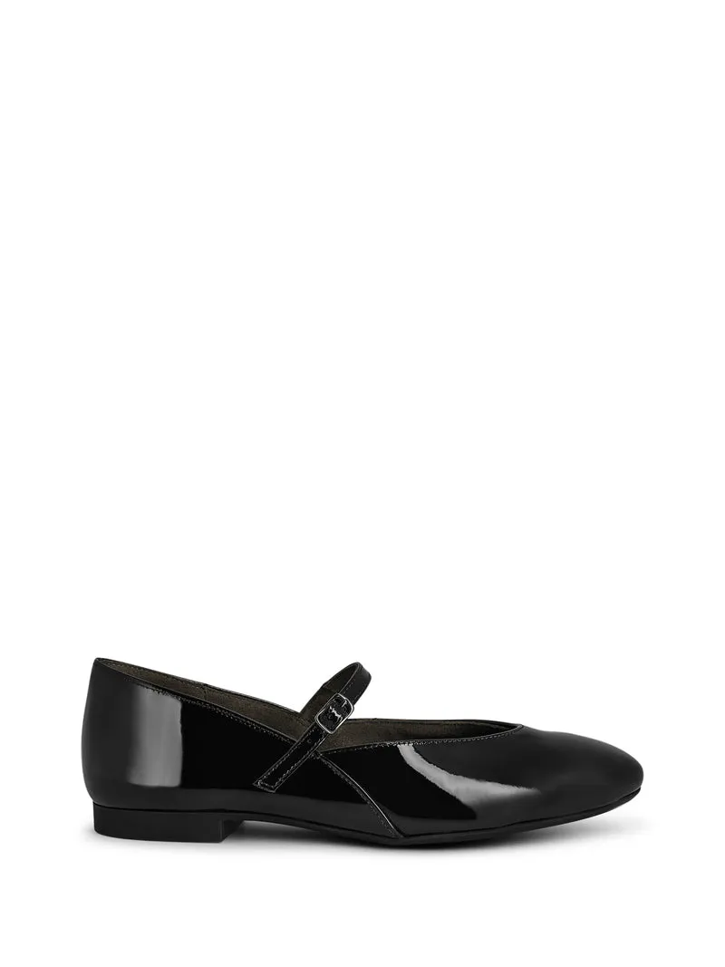 PATRIA BLACK