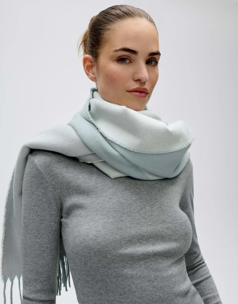 Aglinda scarf