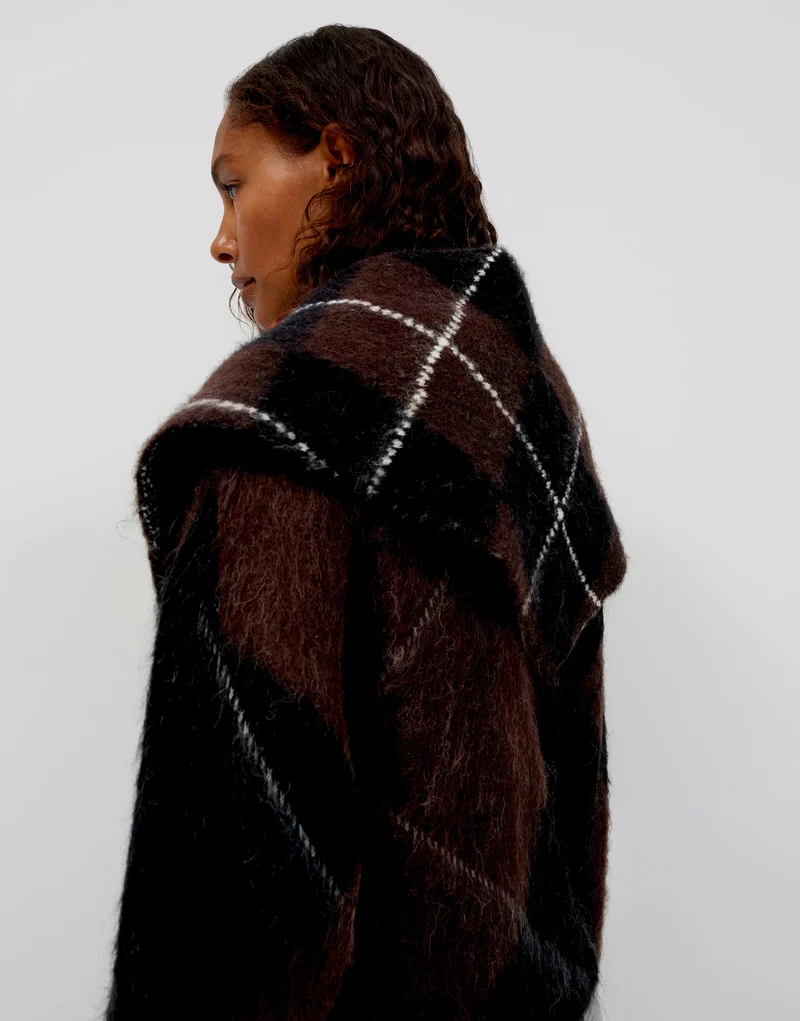 Aweti scarf