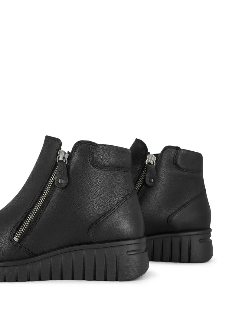 1722201 BLACK