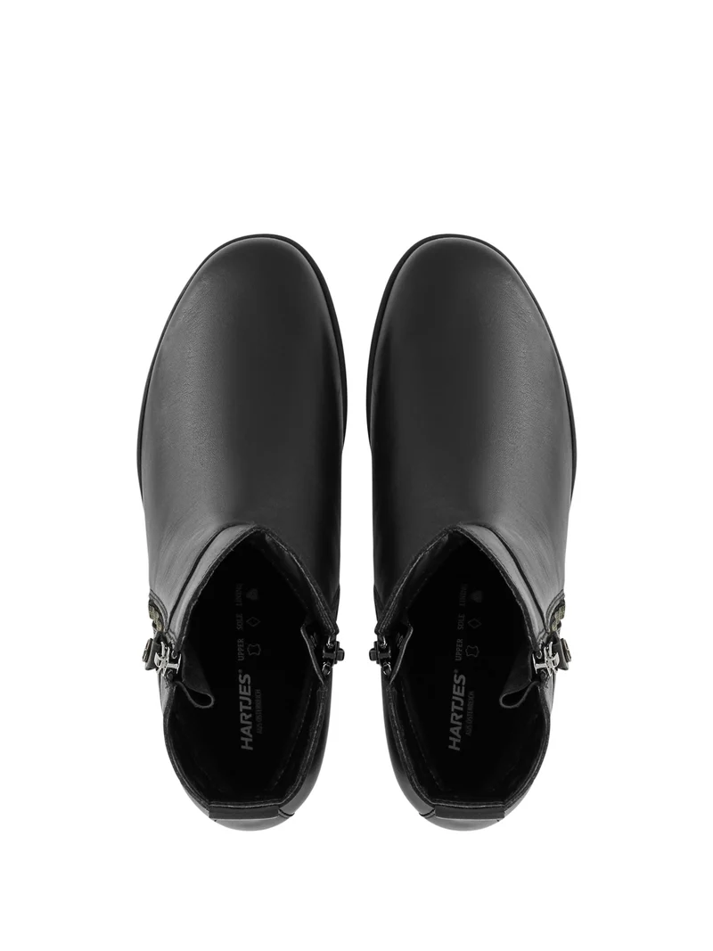 1720211 BLACK